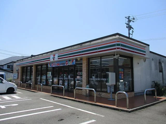 セブンイレブン宮崎大塚宮田店まで500m