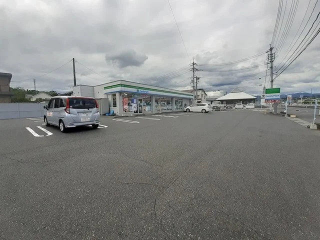 ファミリーマート津山平福店様まで650m