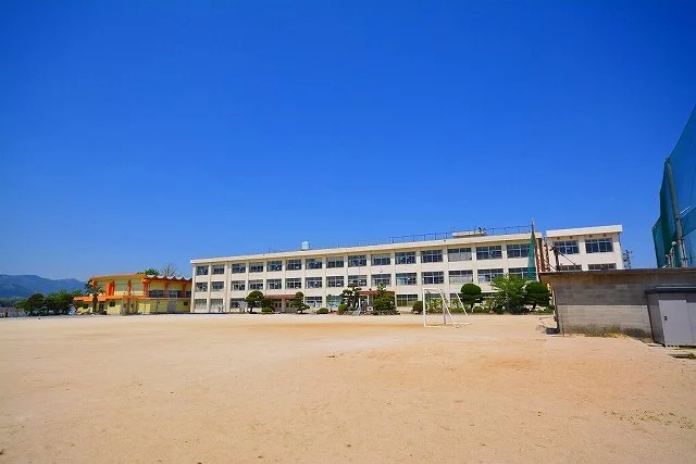 行橋市立　今川小学校まで2000m