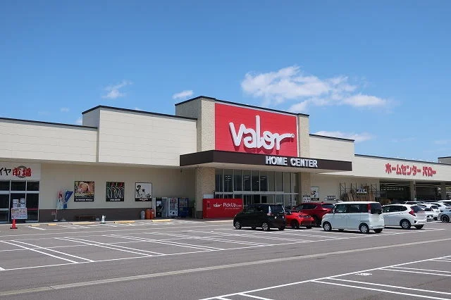 ホームセンターバローまで800m