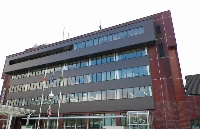 裾野市役所まで1300m