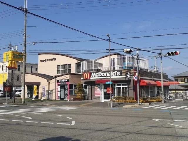 マクドナルド三田店様まで220m
