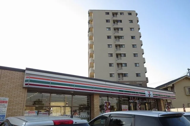 セブンイレブンまで350m