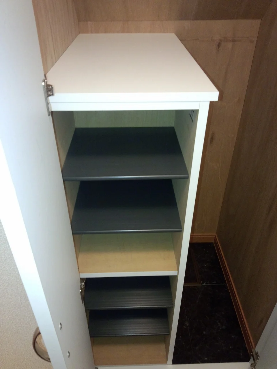 シューズボックス