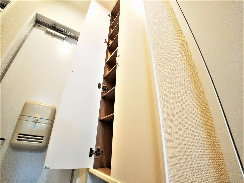 シューズボックス