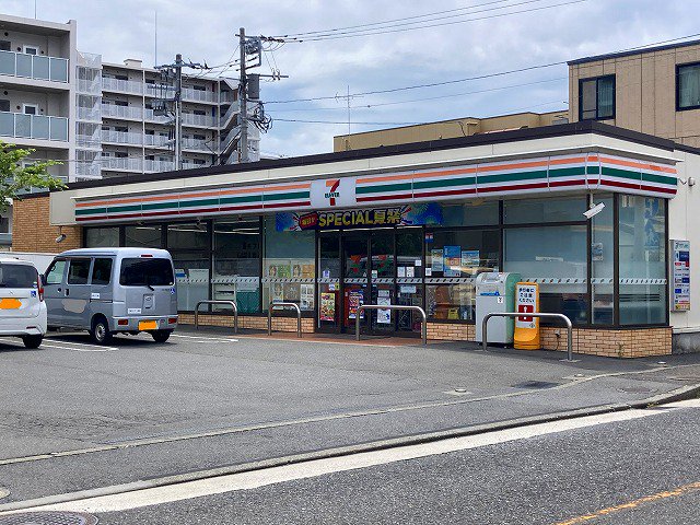セブンイレブンまで徒歩5分