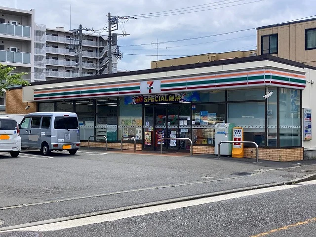 セブンイレブンまで徒歩5分