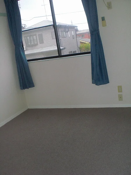 同タイプ部屋の写真となり設備等は現況と異なる場合があります。