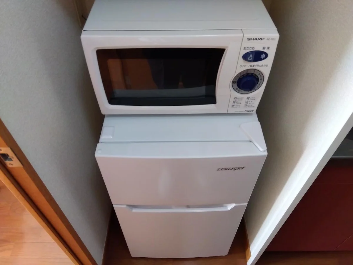 家電（冷蔵庫・電子レンジ）