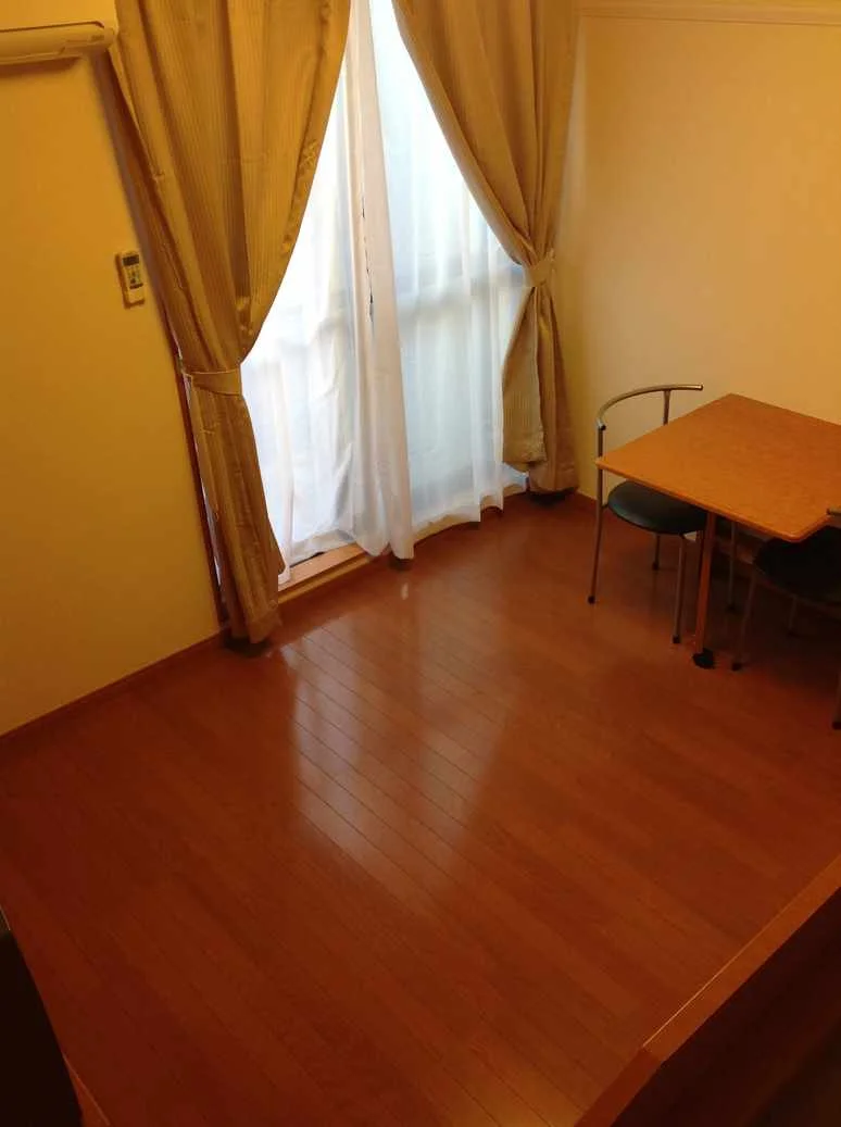 現状優先　1階フローリング・2階絨毯