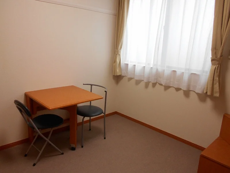 1Fはフローリング　2階以上は絨毯となります