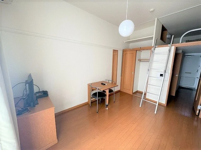 「同タイプの部屋の写真です」「現況優先」