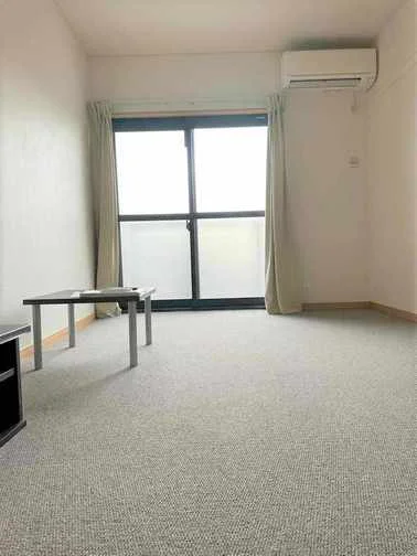 部屋ごとにタイプが異なります。