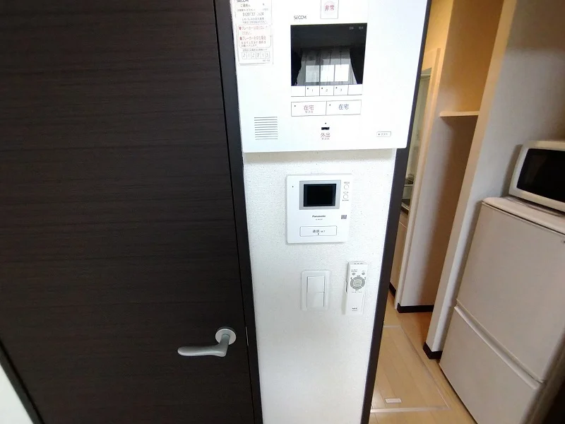 モニターホン標準設置♪