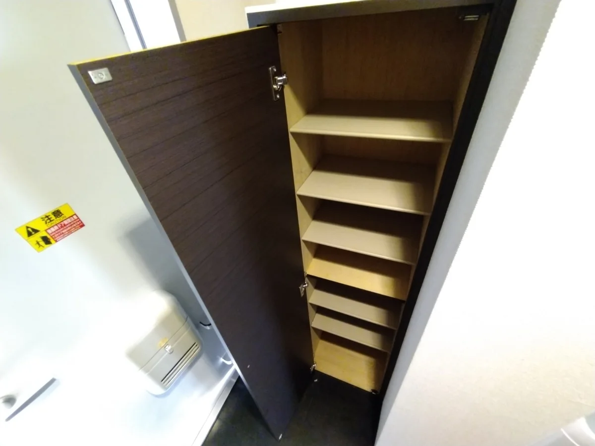 シューズボックス