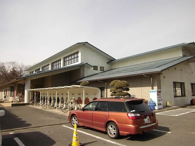 河内図書館まで750m