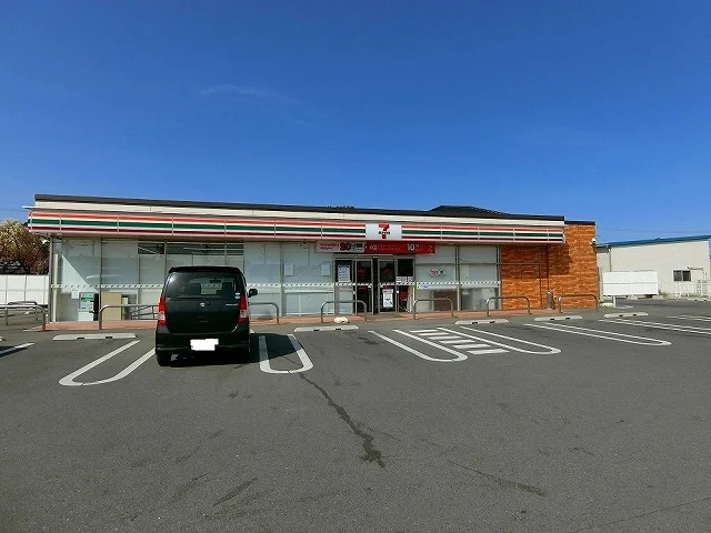 セブンイレブン境下武士店まで45m