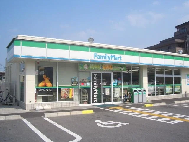 ファミリーマート大津唐崎店まで600m