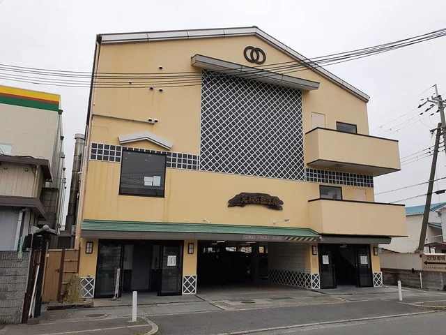 箕輪の里温泉まで19m