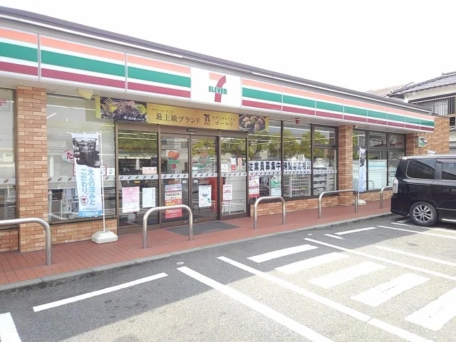 セブンイレブンまで1000m