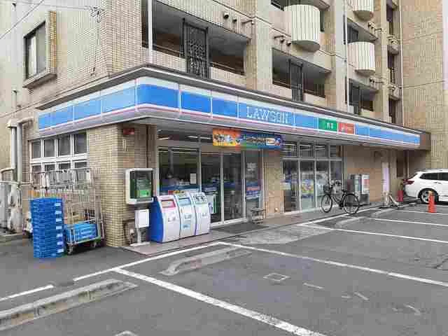 ローソン大森西6丁目店まで149m
