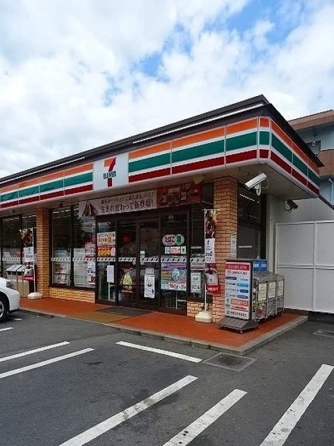 セブンイレブン羽村小作台2丁目まで550m