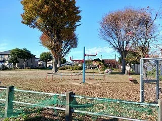 山王町一丁目つつじ公園まで30m
