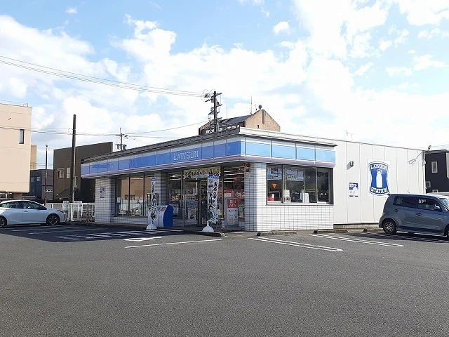 ローソン都城牟田町店まで450m