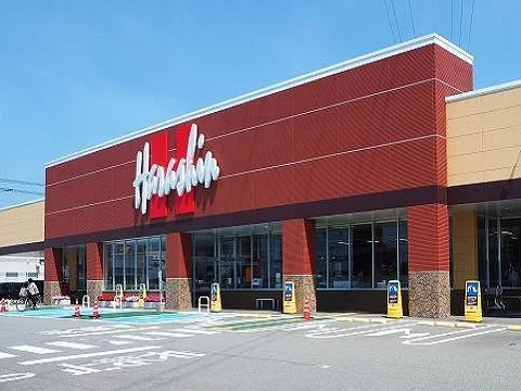 原信　魚津店まで800m