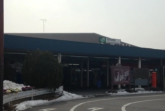 府中本町駅まで1100m