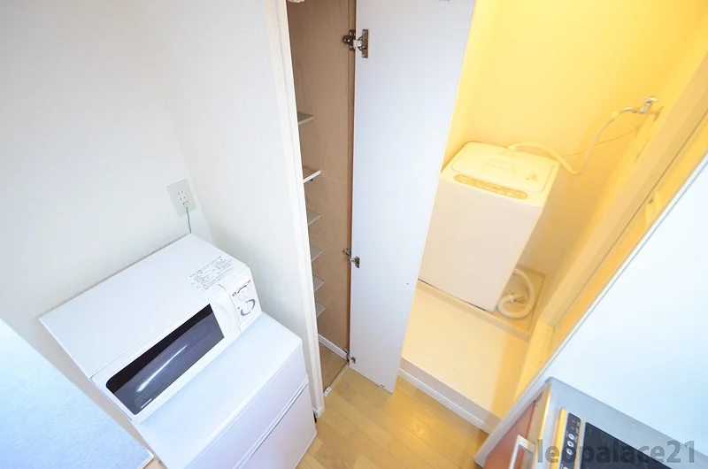 設備・使用は号室により異なる為、現況を優先致します。