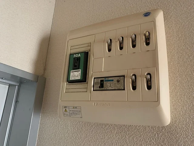 ブレーカー