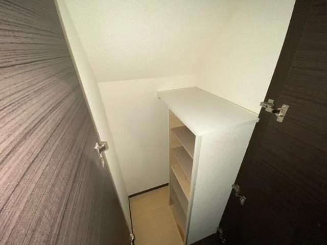 部屋毎に間取りが異なる場合がございます。