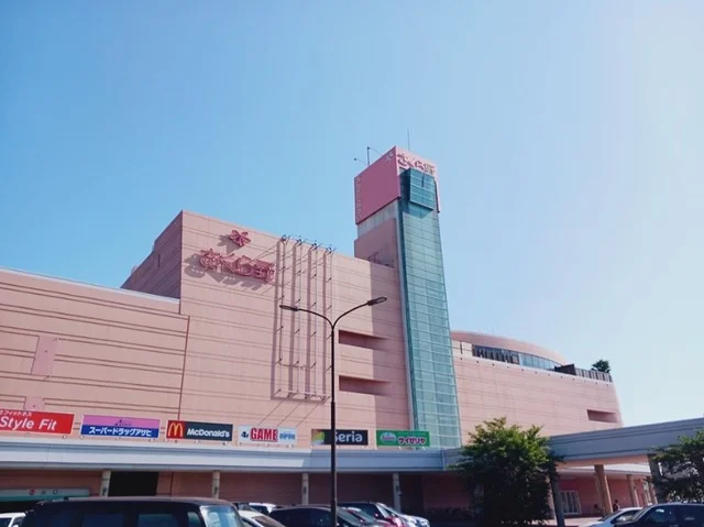 さくら野百貨店弘前店まで900m