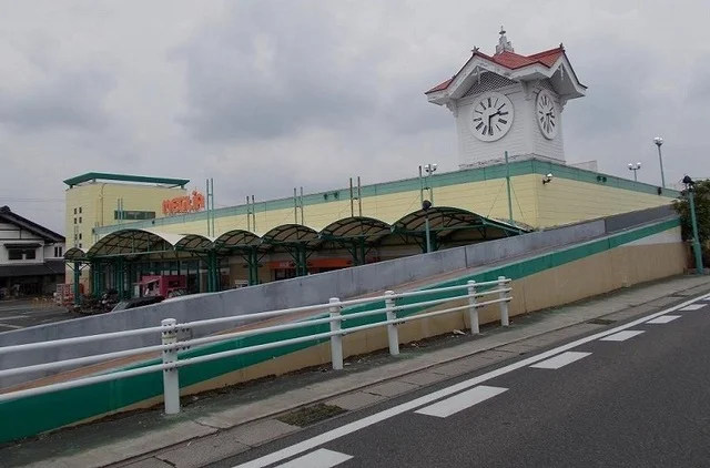 メグリアまで400m