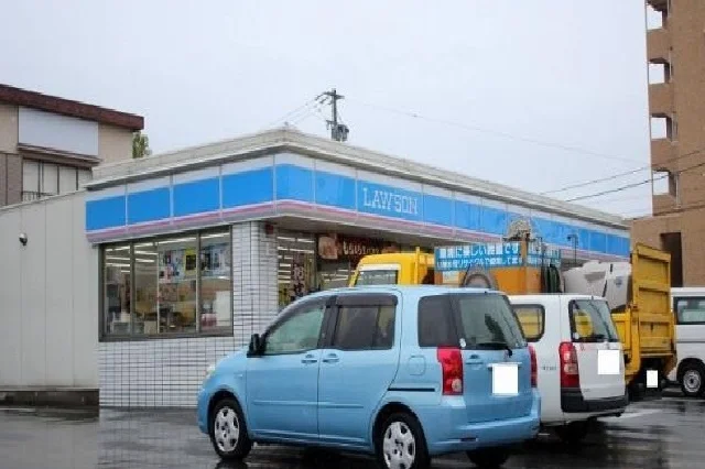 ローソンまで300m