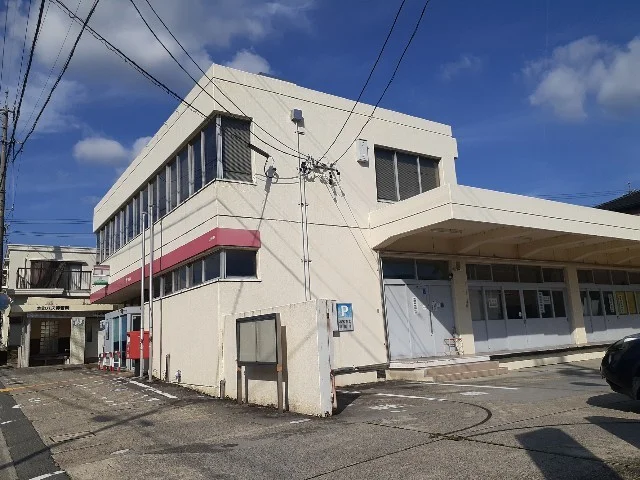 北勢郵便局まで650m