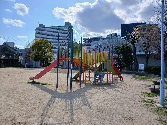 中浜北公園まで70m