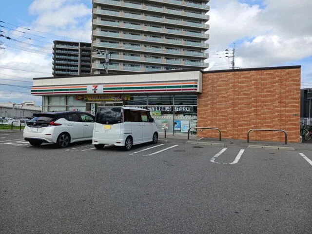 セブンイレブン糸島伊都の杜店まで500m