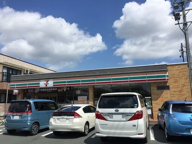 セブンイレブン浜松曳馬店まで240m