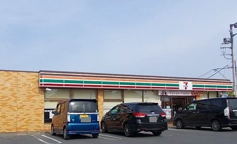 セブンイレブン　本郷台店まで210m