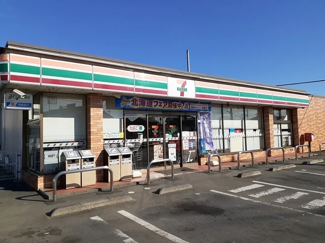 セブンイレブン友部八雲店まで500m