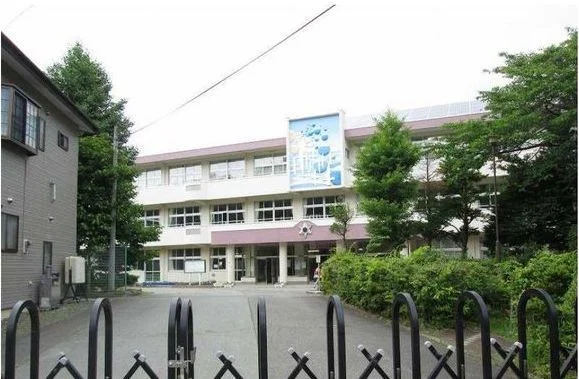 明見小学校まで500m