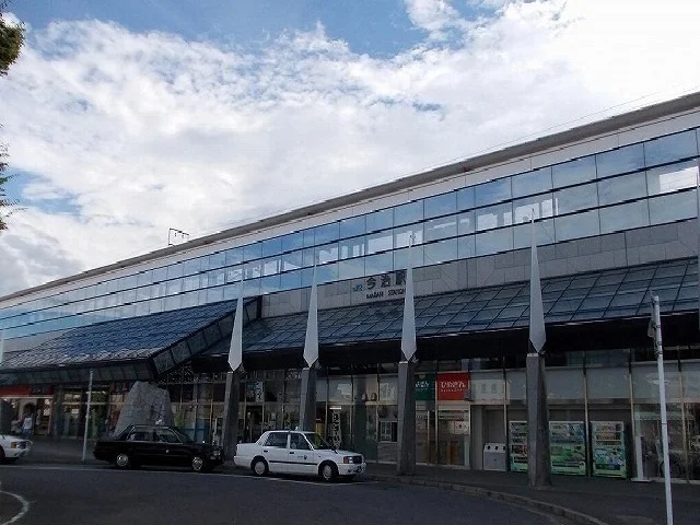 今治駅まで1900m