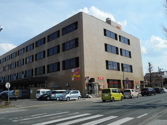 東郵便局まで140m