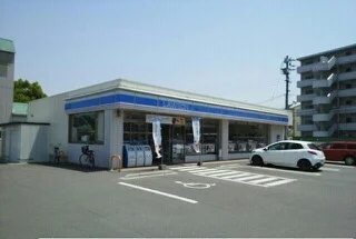 ローソン高松香西本町店さんまで350m