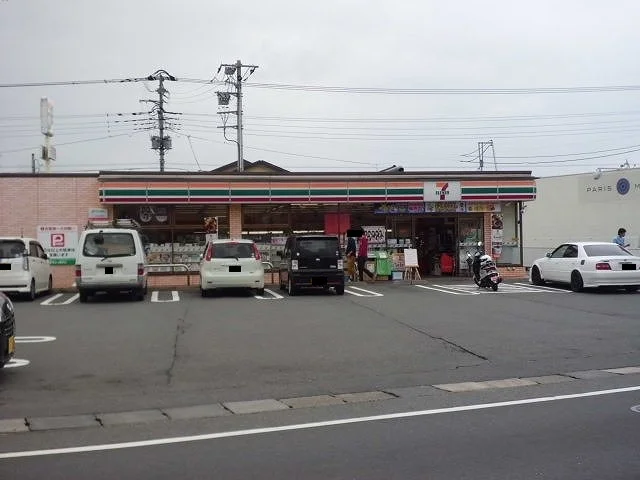 セブンイレブンまで140m