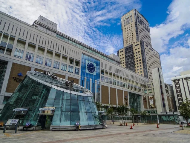 札幌駅（バス15分・徒歩19分）
