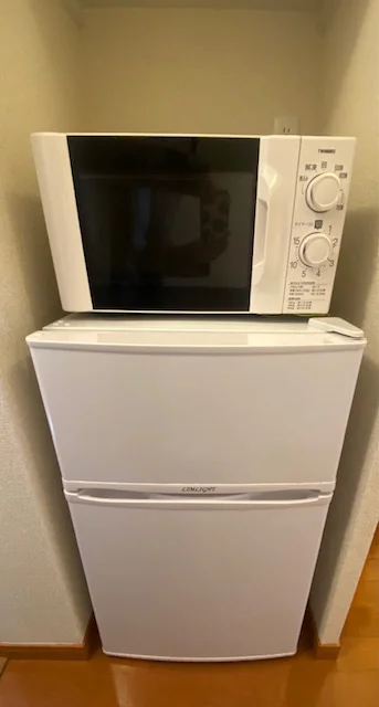 電子レンジ、冷蔵庫