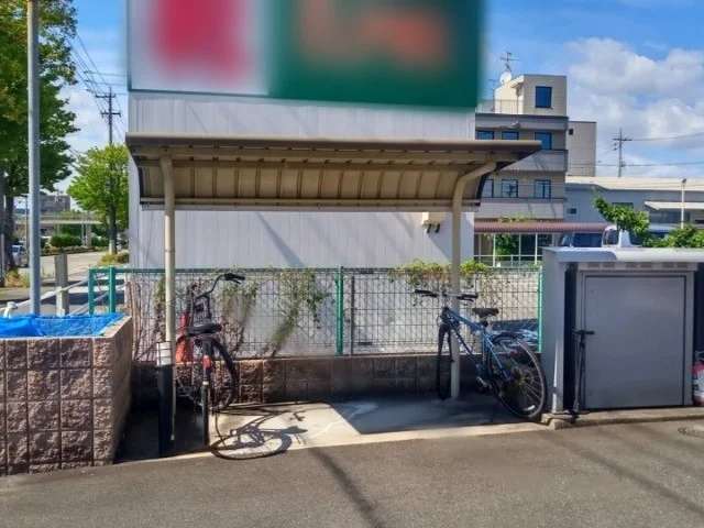 屋根付き駐輪場